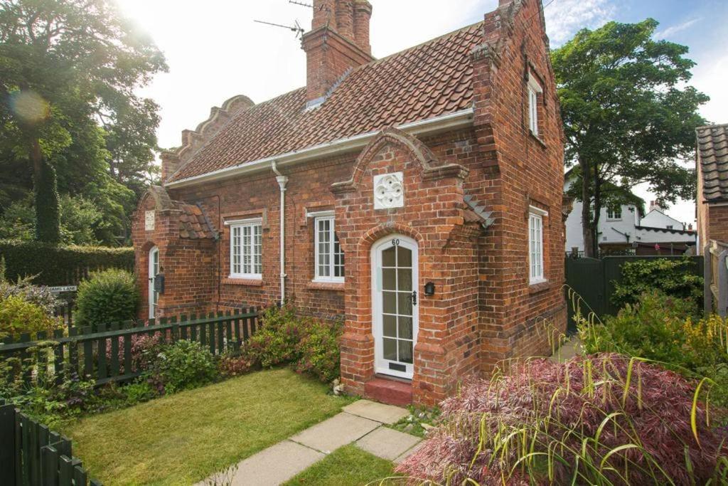 Cosy Cottage Old Clee Exterior photo